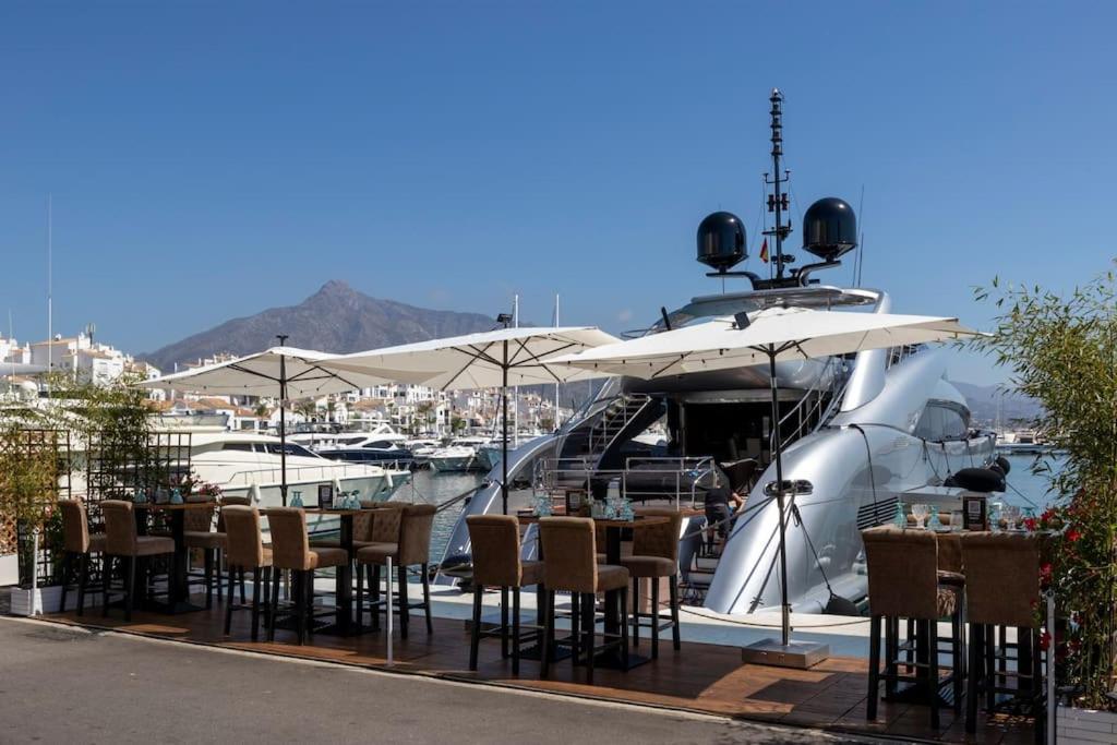 Puerto Banus Luxurious Apartment In The Heart Of The Port Marbella Esterno foto