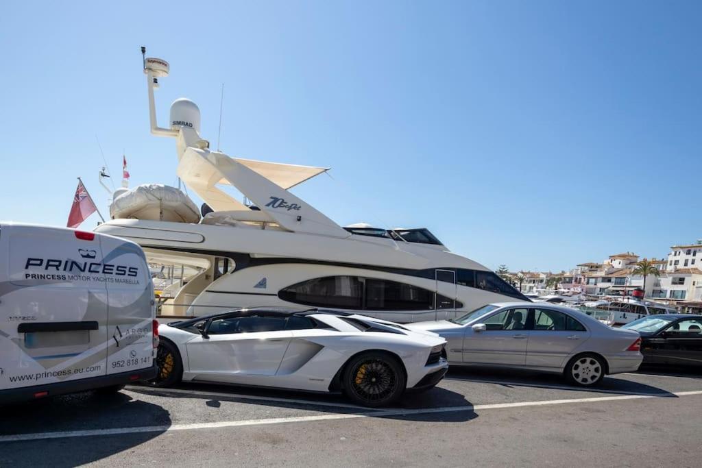 Puerto Banus Luxurious Apartment In The Heart Of The Port Marbella Esterno foto