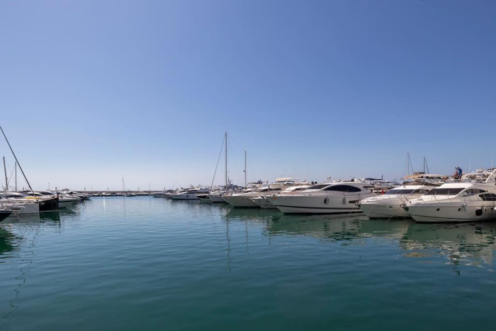 Puerto Banus Luxurious Apartment In The Heart Of The Port Marbella Esterno foto